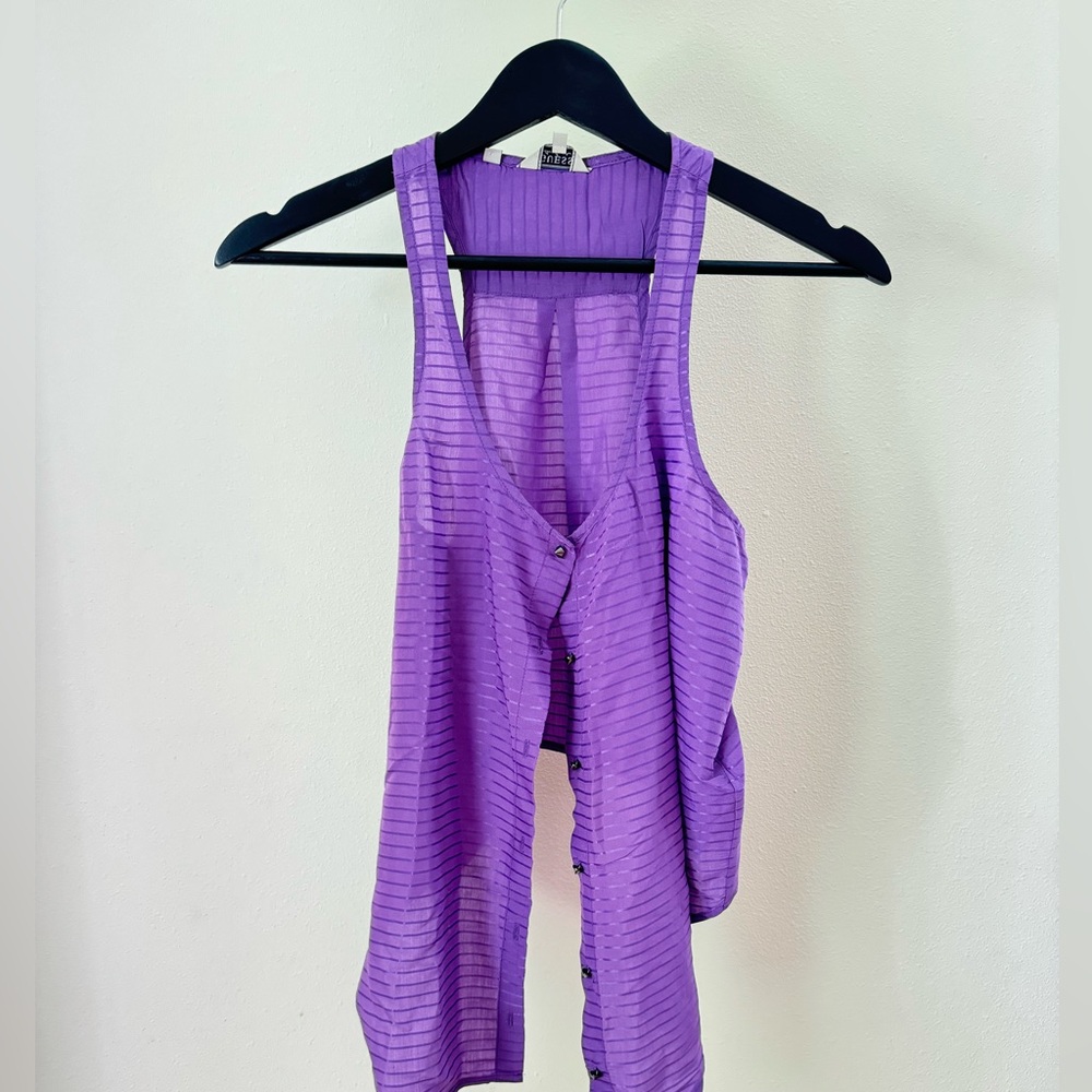 Small purple guess tank